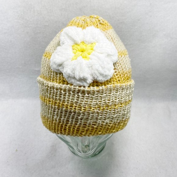 Crochet & Knit Wide Cuff Daisy Beanie OS - Picture 2 of 11